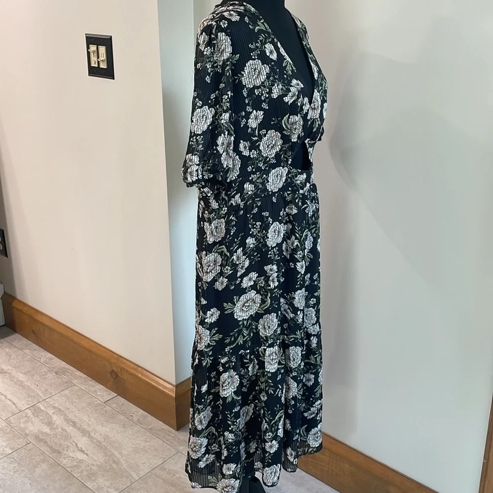 BarIII women’s  black floral cutout dress size XL - Picture 5 of 7